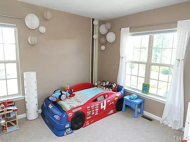 Bedroom5