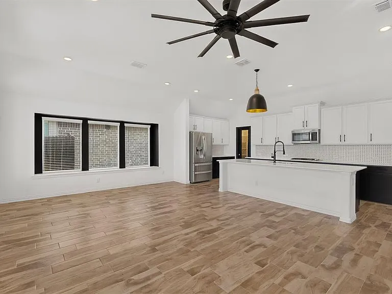 3616 Peachbush Ln — Photo 10