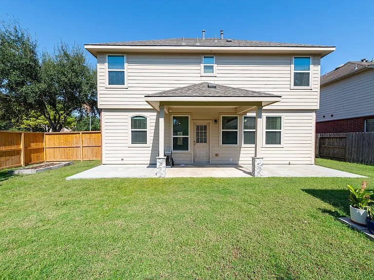 6402 Addlestone Ridge Ln — Photo 24