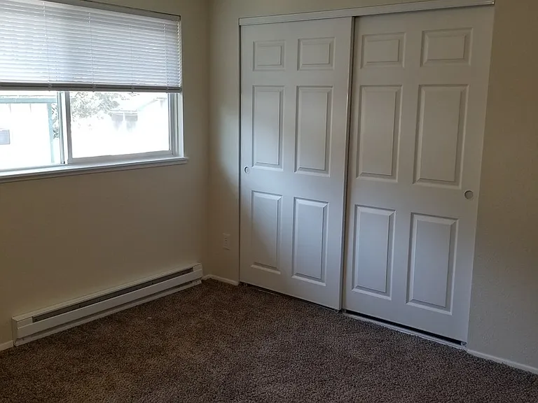 Park Townhomes — Photo 8