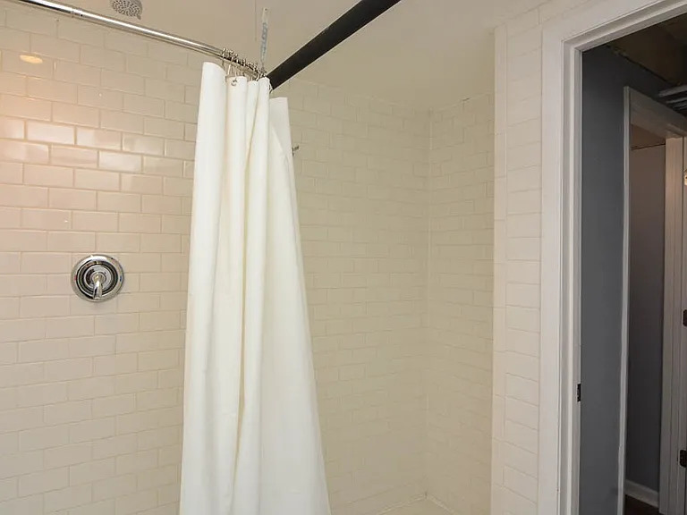 5534 N Artesian Ave #6H — Photo 20