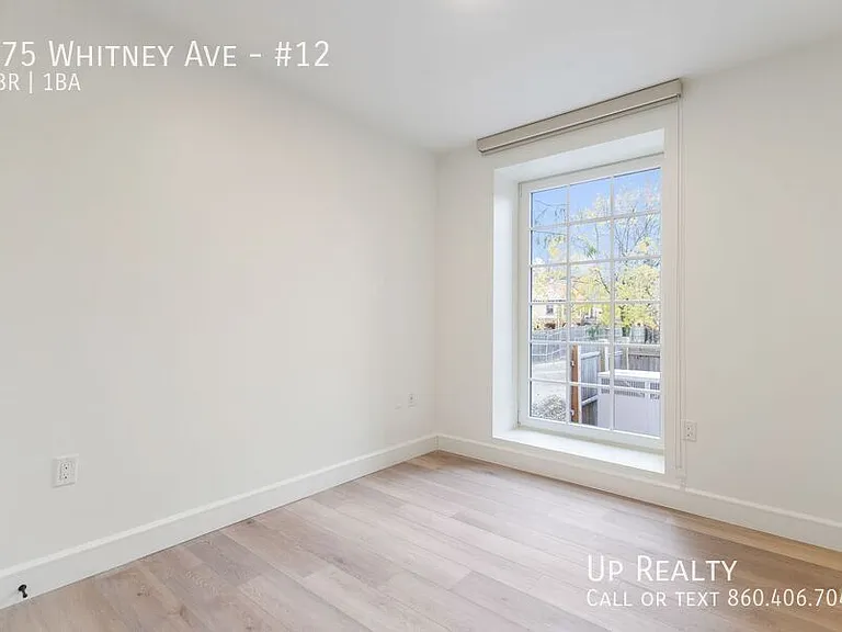 575 Whitney Ave #12 — Photo 13