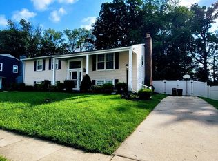 8707 Valleyfield Rd, Lutherville Timonium, MD 21093