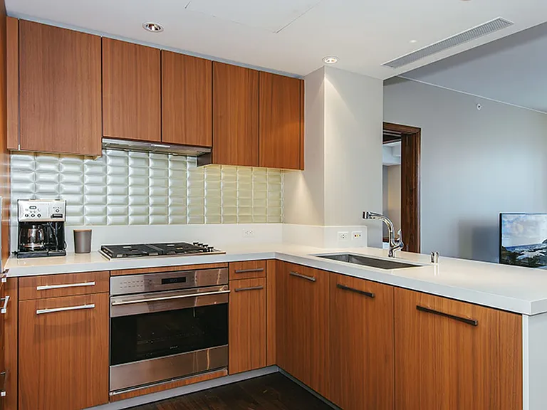 1555 Kapiolani Blvd #1211 — Photo 4