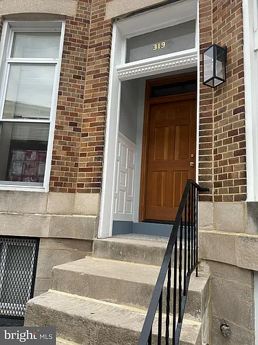 319 E 22nd St Photo 1