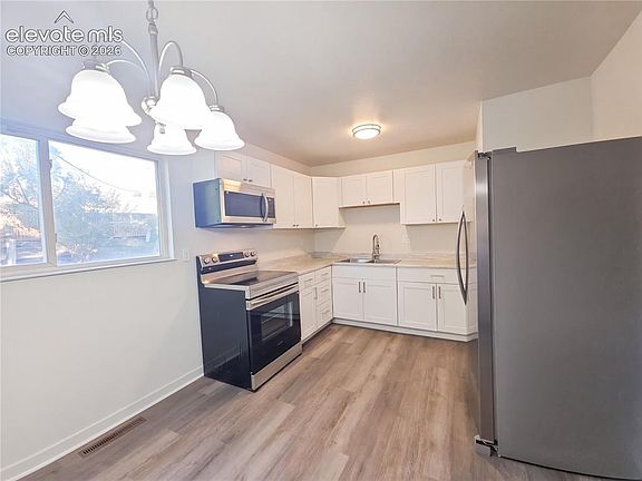 2nd image of 1136 Cambridge Ave