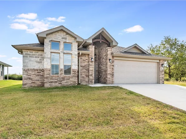 801 Marcella St, Prairie Grove, AR 72753