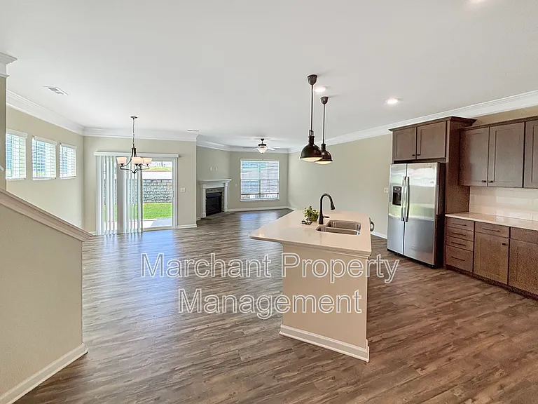 106 Muir Way — Photo 7
