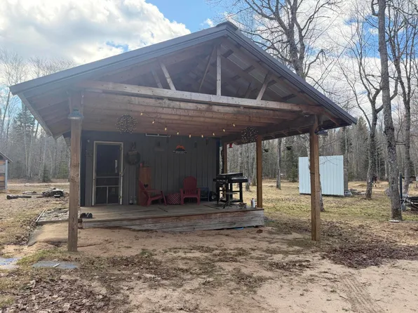 11445 S Chesbrough Lake Rd, Newberry, MI 49868