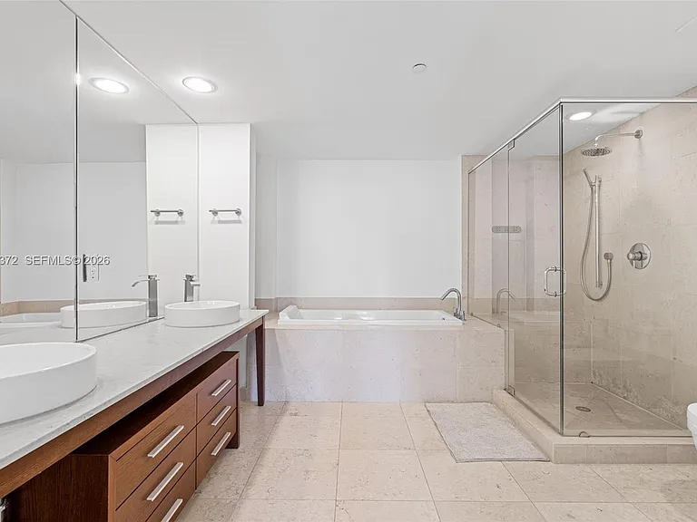 495 Brickell Ave #905 — Photo 20