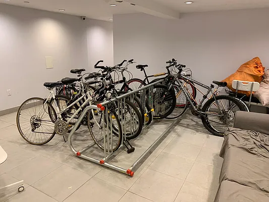 Rented by Premier Metro Realty Corp | media 22