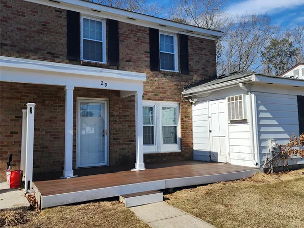 2d Valley Forge Court, Ridge, NY 11961