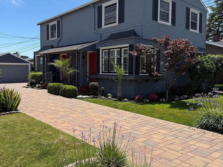 1362 High St — Photo 1