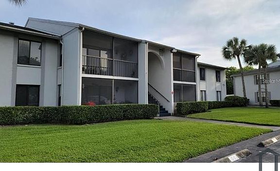 4th image of 1723 Pine Ridge Rd #23