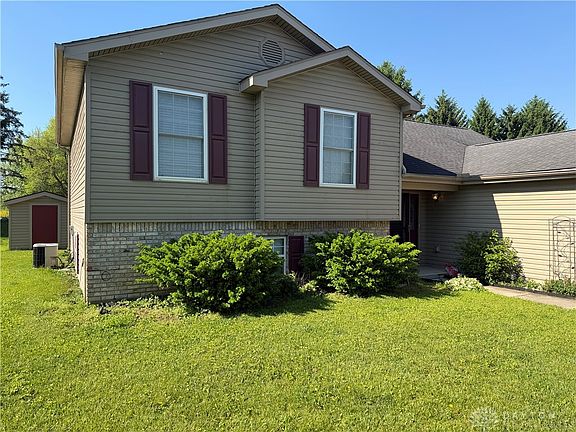 2nd image of 113 Krug Dr