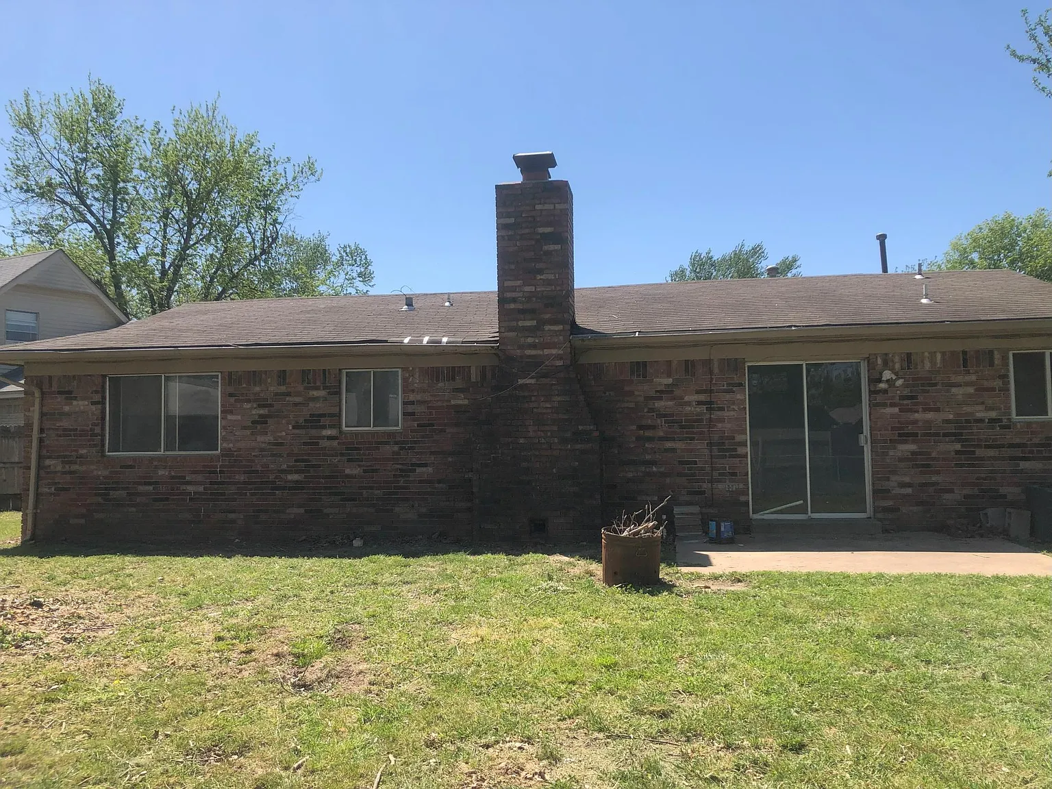 3 bed, 1220 sqft, $1,299 — Photo 4