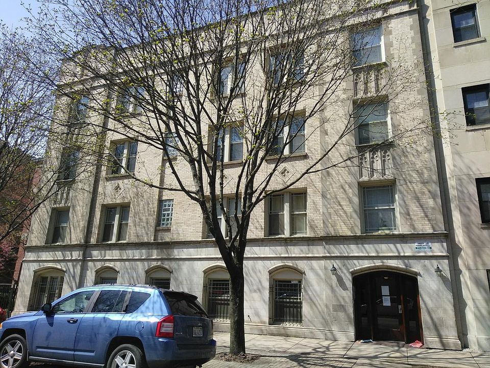 1st image of 4228 N Kenmore Ave APT 405