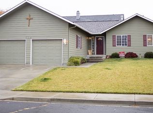 704 N 8th St, Cheney, WA 99004