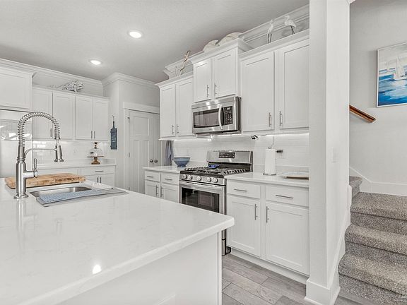 5th image of 1406 Areca Palm Dr