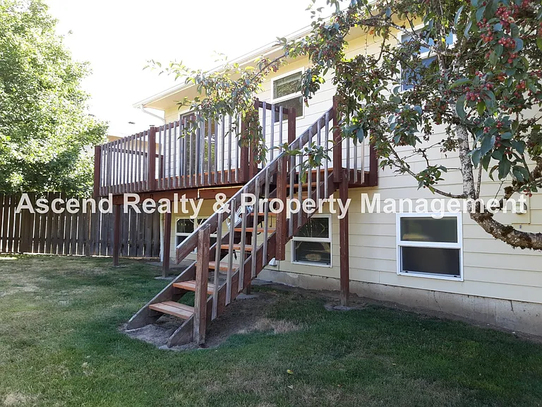 2945 SW 118th Ave — Photo 19