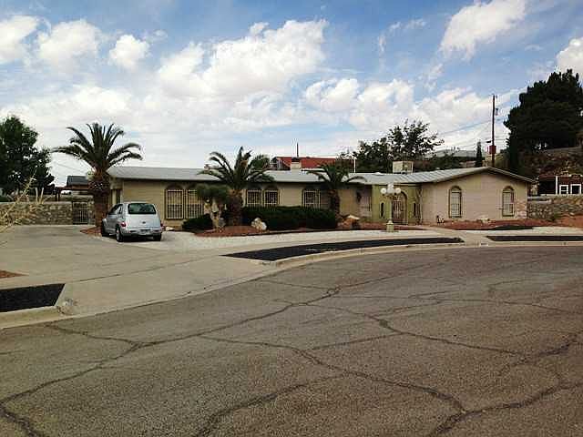 1st image of 743 De Leon Dr