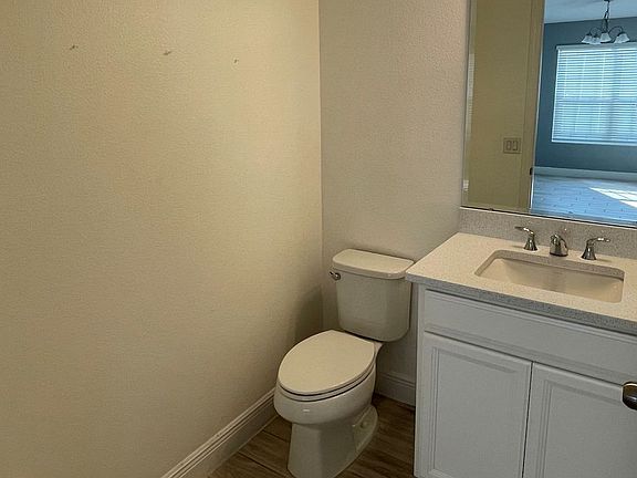 3rd image of 4936 Blanche Ct