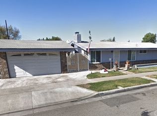 490 N Emerald Dr, Orange, CA 92868