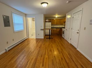 90 Kibbe St, Hartford, CT 06106
