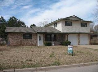 12 NW Compass Dr, Lawton, OK 73505