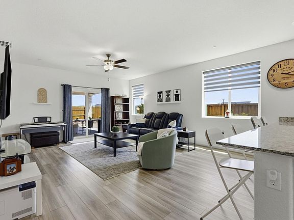 5th image of 2210 Espana Ln