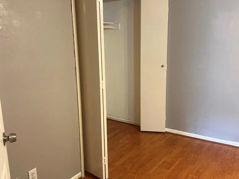10924 Village Bend Ln #924 — Photo 14