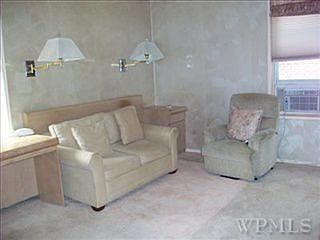 2nd image of 517 Riverdale Ave APT 4H
