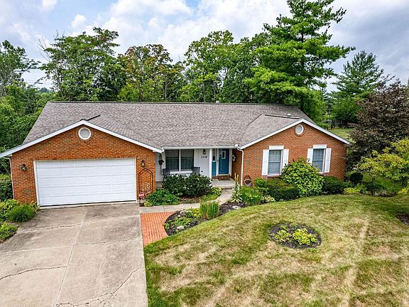 3rd image of 1210 Elizabeth Dr