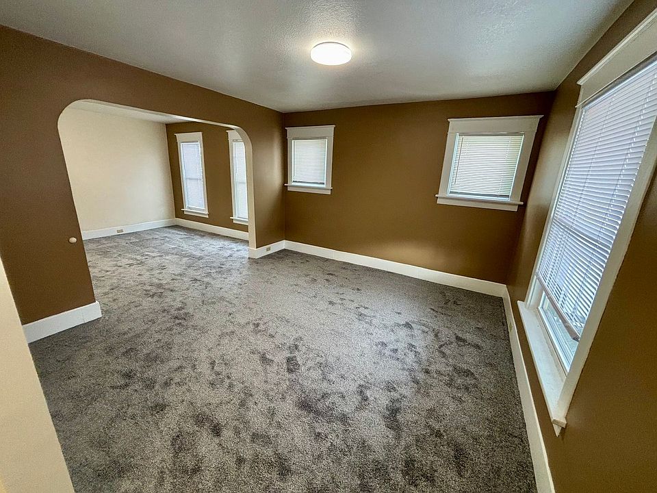 1st image of 306 W 2nd St #306