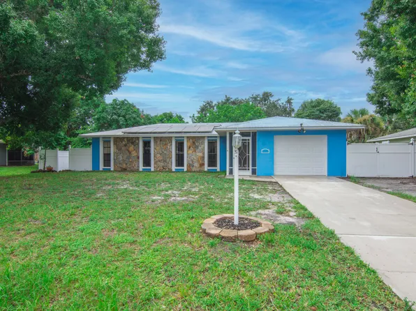 7505 Ocala Avenue, Fort Pierce, FL 34951