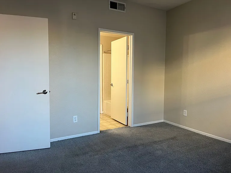 1355 Nicolette Ave #1323 — Photo 29
