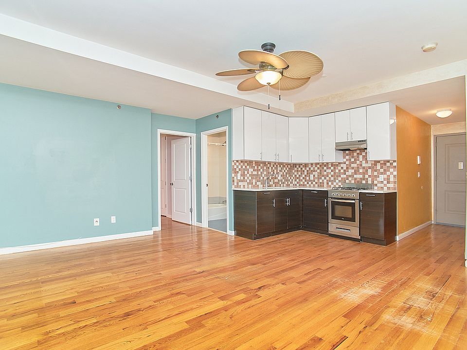 1st image of 3051 Brighton 3 St #107