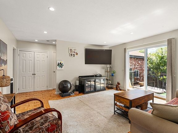 5th image of 24 Westgate Rd Suite 5
