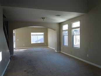 4th image of 1183 E Jardin Dr