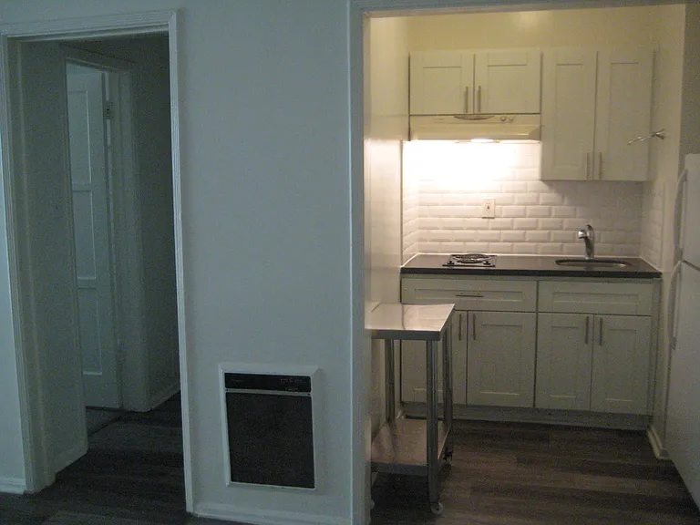 1781 N Orchid Ave #103 — Photo 4