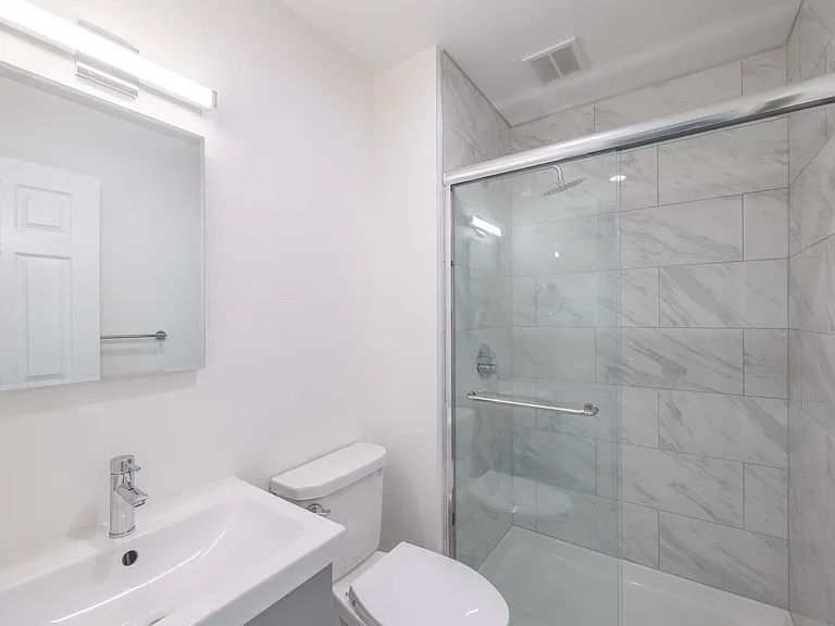 940 Guerrero St — Photo 10