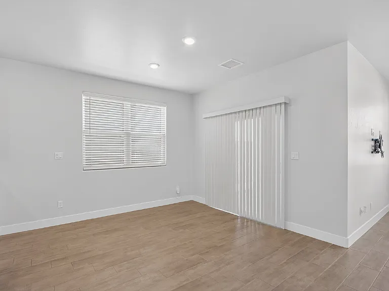 2233 Sandstone Pl — Photo 12