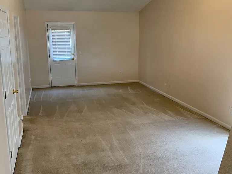 127 Linville Ct — Photo 12