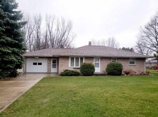 921 South Ave, Belgium, WI 53004