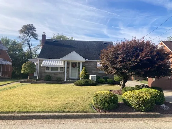 54 Scenery Blvd, Monessen, PA 15062