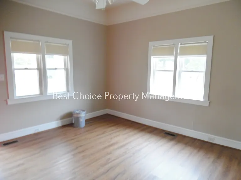 115 E Beattie St — Photo 6