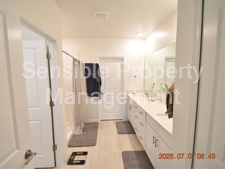 10056 Blazing Saddles Dr — Photo 60