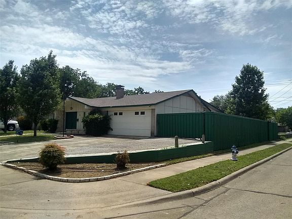 3rd image of 2001 Black Jack Dr