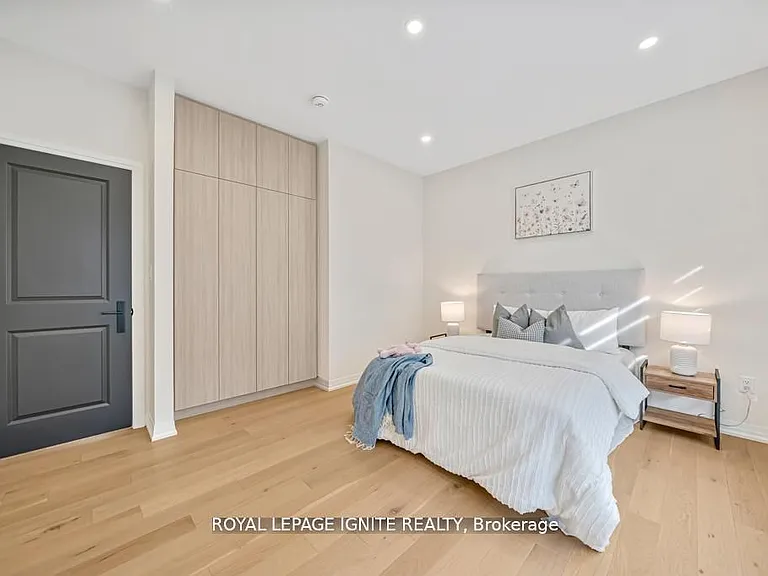1160 Skyridge Blvd — Photo 36