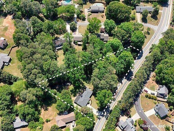 2nd image of 436 Concord Rd SE